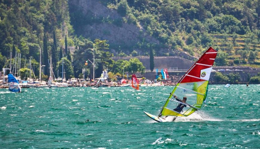 Windsurfing Lake Garda