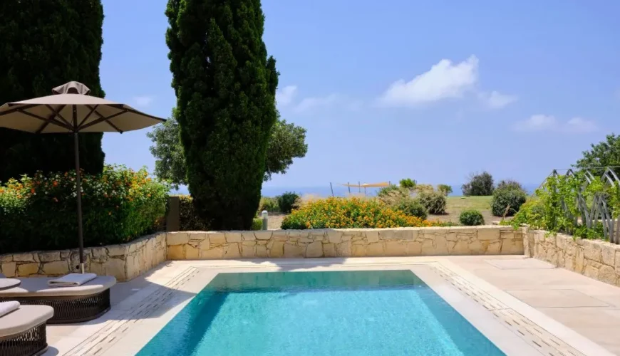 Family Room Private Pool